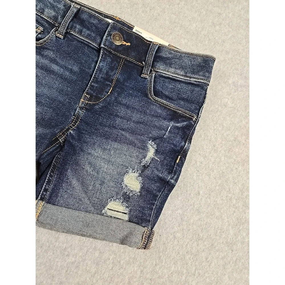 SO Jean Shorts Girls Size 8 Mid Rise Denim Favorite Short Distressed Jeans NWT